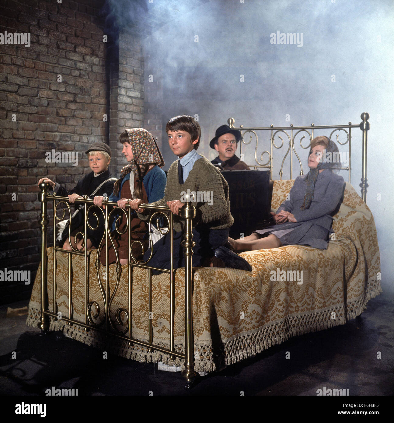 Bedknobs and broomsticks disney hires stock photography and images Alamy