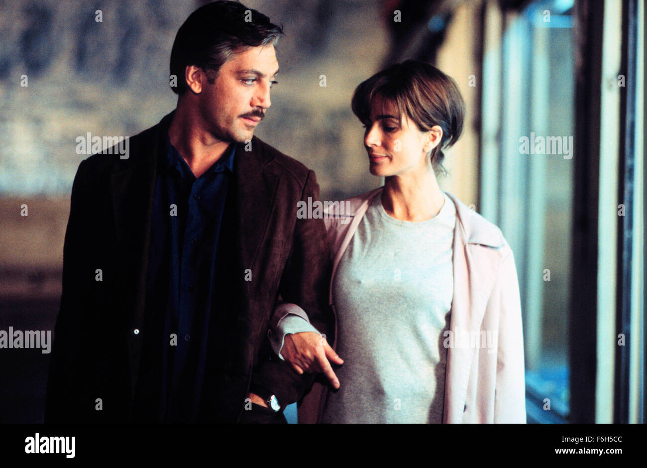 Jan 11, 2002; Madrid, SPAIN; JAVIER BARDEM as Det. Lt. Agustin Rejas and LAURA MORANTE as Yolanda in the crime, thriller, drama ''The Dancer Upstairs'' directed by John Malkovich. Stock Photo