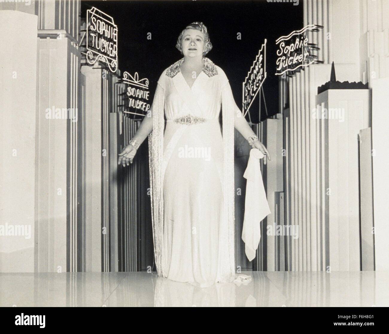 1937, Film Title: BROADWAY MELODY OF 1937. (Credit Image: SNAP) Stock Photo