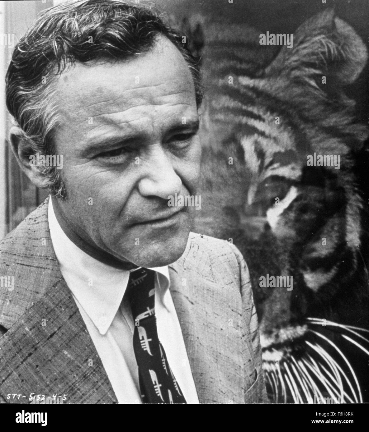 1973, Film Title: SAVE THE TIGER, Director: JOHN G AVILDSEN, Studio: PARAMOUNT, Pictured: JACK LEMMON. (Credit Image: SNAP) Stock Photo