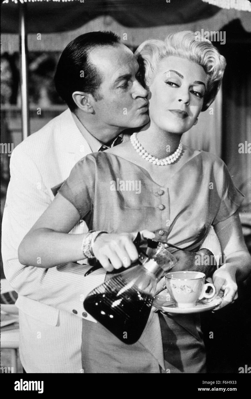 1961, Film Title: BACHELOR IN PARADISE, Director: JACK ARNOLD, Studio: MGM, Pictured: JACK ARNOLD, BOB HOPE, SERVES FOOD/ETC.. (Credit Image: SNAP) Stock Photo