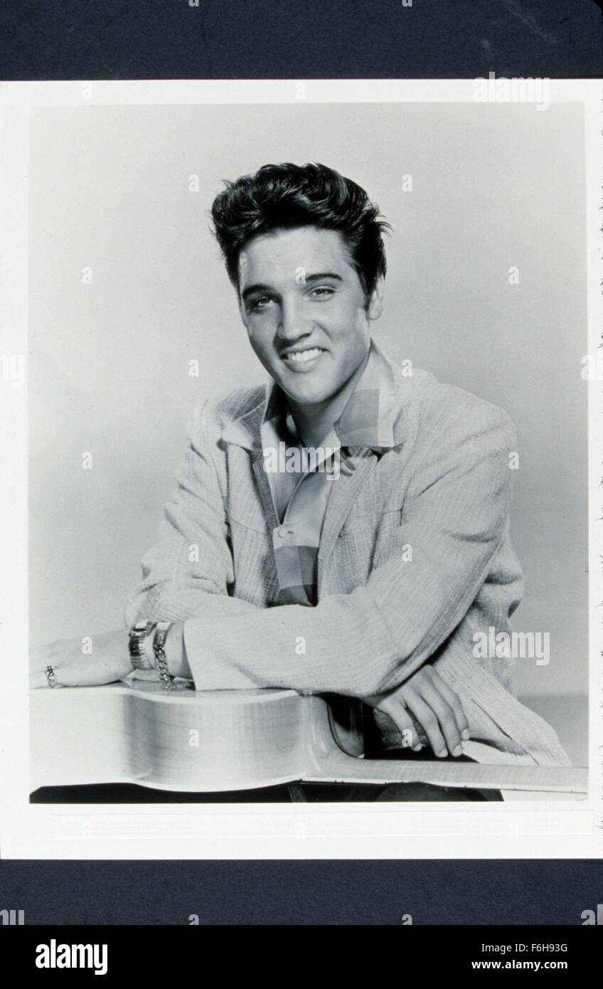 1957, Film Title: JAILHOUSE ROCK, Director: RICHARD THORPE, Studio: MGM, Pictured: 1957, GUITAR, MUSICAL INSTRUMENT, ELVIS PRESLEY, RICHARD THORPE, PORTRAIT. (Credit Image: SNAP) Stock Photo