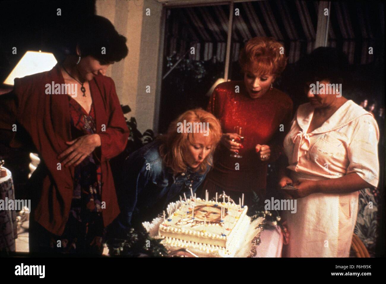 RELEASE DATE September 12, 1990 MOVIE TITLE Postcards from the Edge STUDIO Columbia Pictures