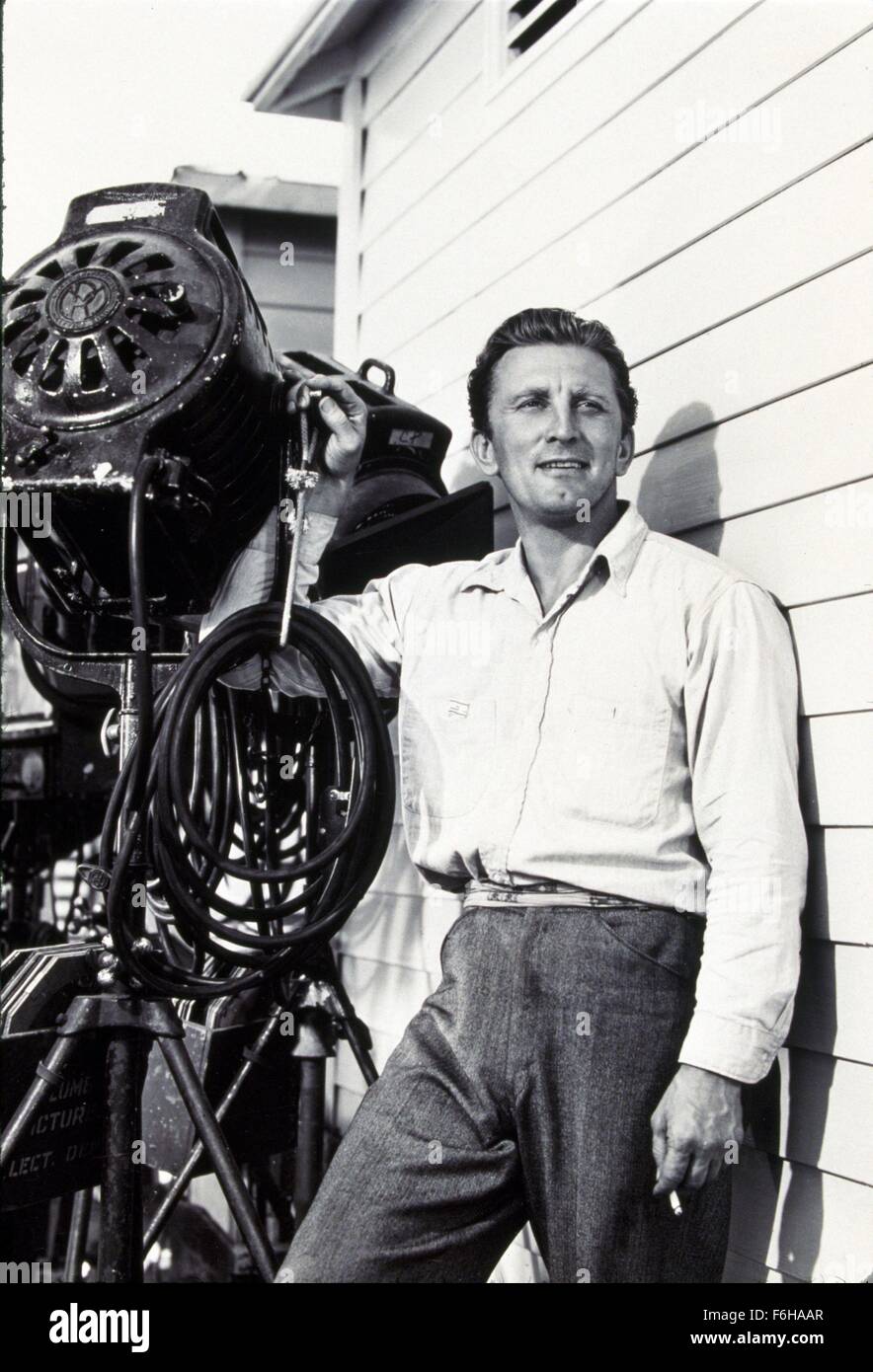 did kirk douglas smoke cigarettes quote: Unfortunately, once I learn to smoke, I couldn't stop Kirk Douglas & Wife Anne