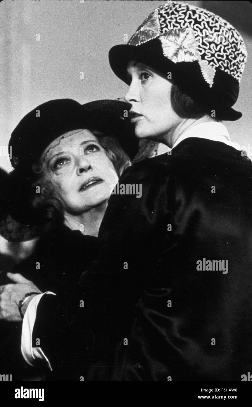 1976, Film Title: DISAPPEARANCE OF AIMEE, Pictured: BETTE DAVIS. (Credit Image: SNAP) Stock Photo
