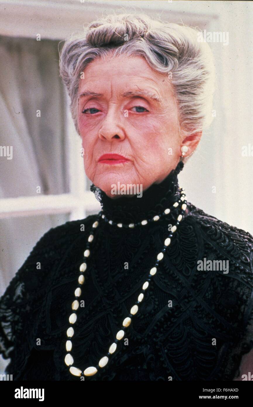 Alice gwynne hi-res stock photography and images - Alamy