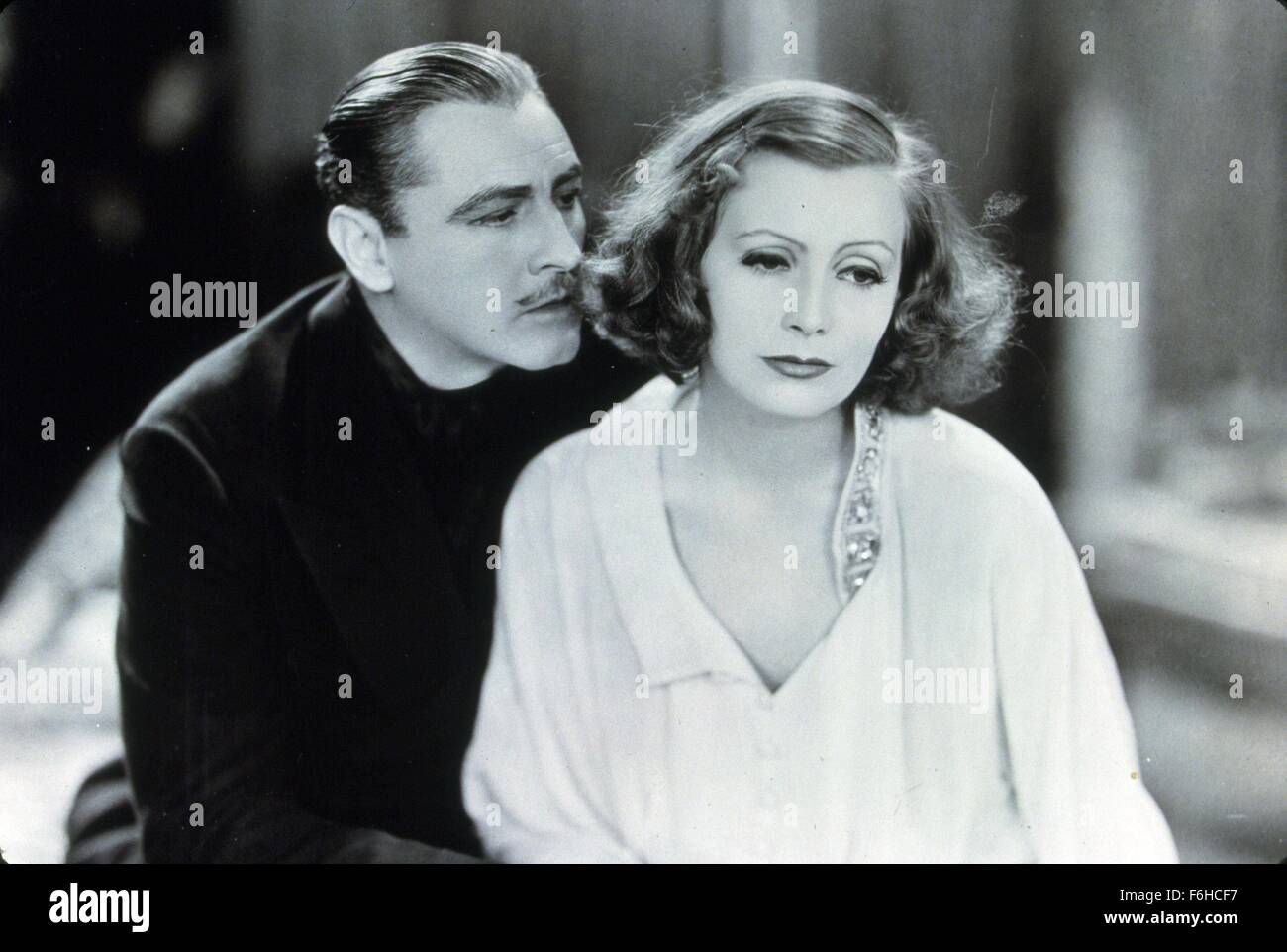 1932, Film Title: GRAND HOTEL, Director: EDMUND GOULDING, Studio: MGM, Pictured: JOHN BARRYMORE, GRETA GARBO. (Credit Image: SNAP) Stock Photo