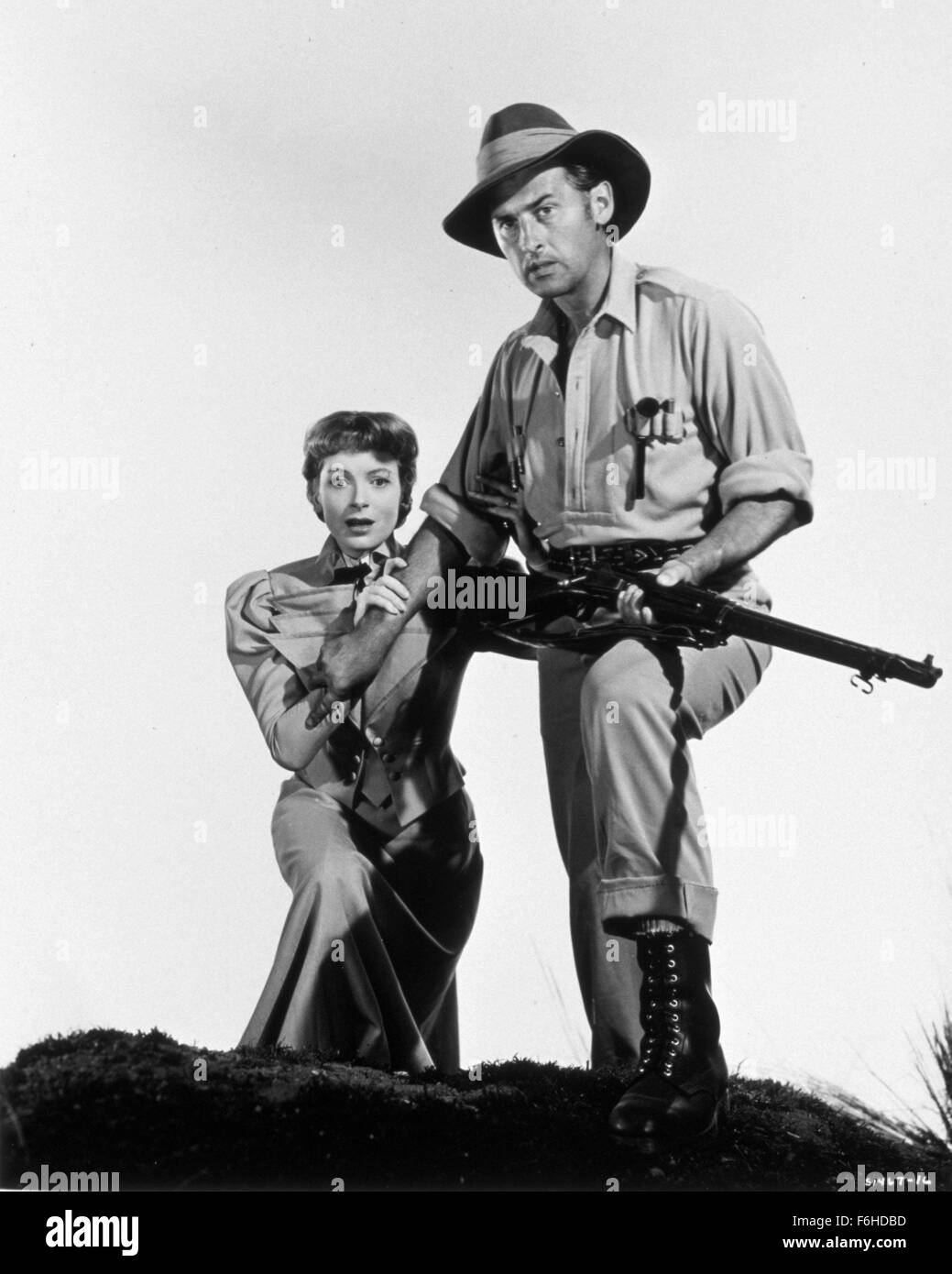 1950, Film Title: KING SOLOMON'S MINES, Director: COMPTON, ANDREW MARTON BENNETT, Studio: MGM, Pictured: COMPTON, ANDREW MARTON BENNETT, STEWART GRANGER, DEBORAH KERR, RIFLE, WEAPONS. (Credit Image: SNAP) Stock Photo