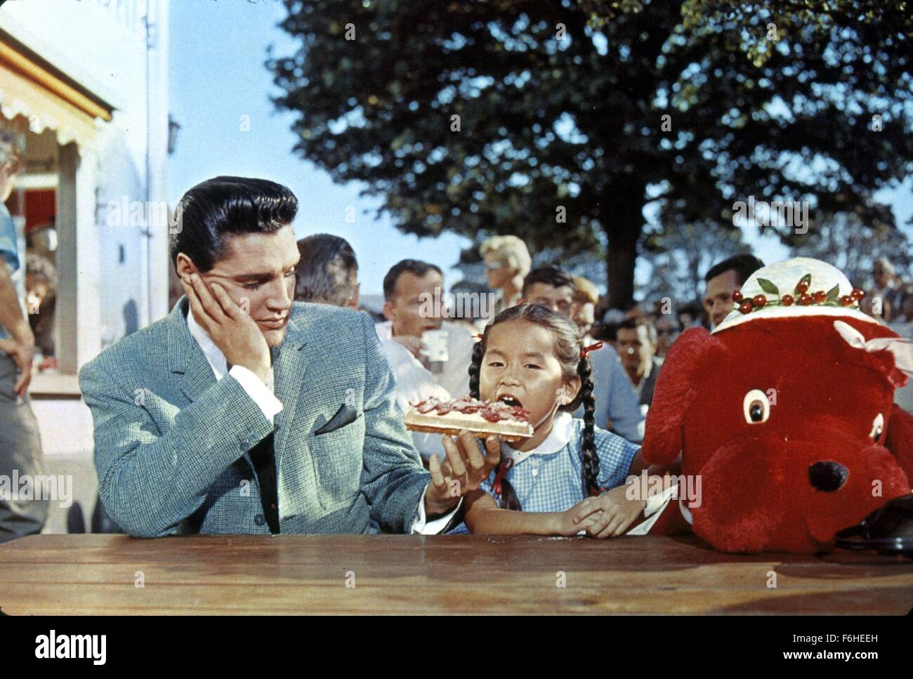 1963, Film Title: IT HAPPENED AT THE WORLD'S FAIR, Director: NORMAN TAUROG, Studio: MGM, Pictured: ELVIS PRESLEY, NORMAN TAUROG. (Credit Image: SNAP) Stock Photo