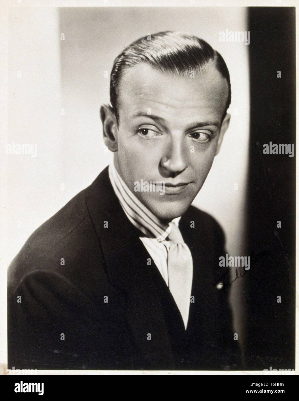 1937, Film Title: SHALL WE DANCE, Director: MARK SANDRICH, Studio: RKO, Pictured: FRED ASTAIRE. (Credit Image: SNAP) Stock Photo