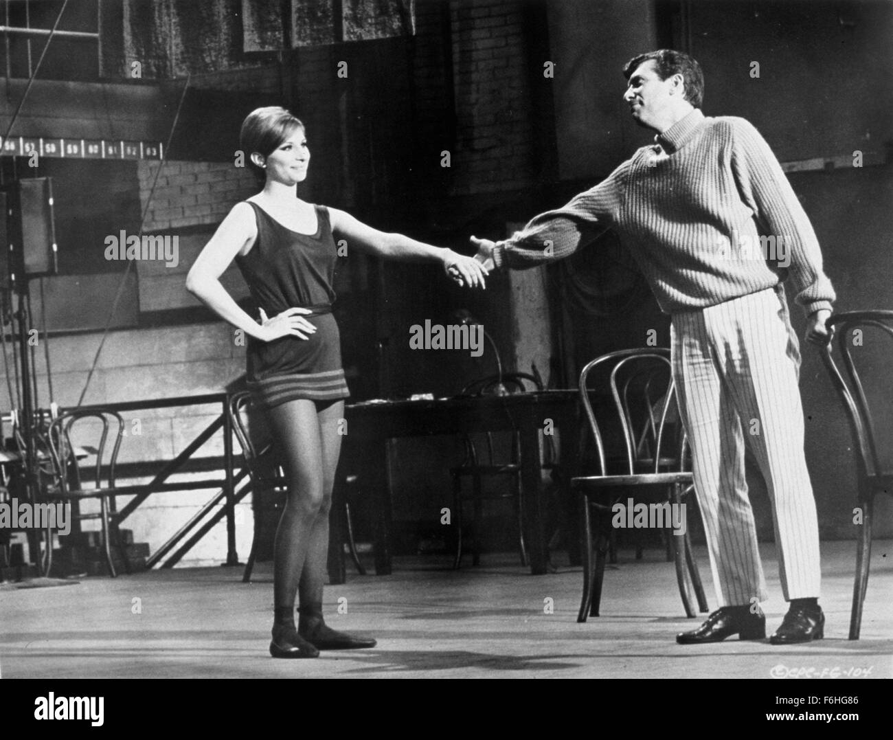 1968, Film Title: FUNNY GIRL, Director: WILLIAM WYLER, Studio: COLUMBIA, Pictured: LEE ALLEN, BARBRA STREISAND. (Credit Image: SNAP) Stock Photo