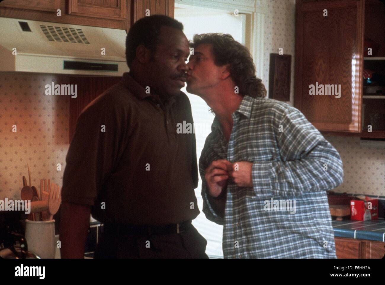 1992, Film Title: LETHAL WEAPON 3, Director: RICHARD DONNER, Studio: WARNER, Pictured: RICHARD DONNER, MEL GIBSON. (Credit Image: SNAP) Stock Photo
