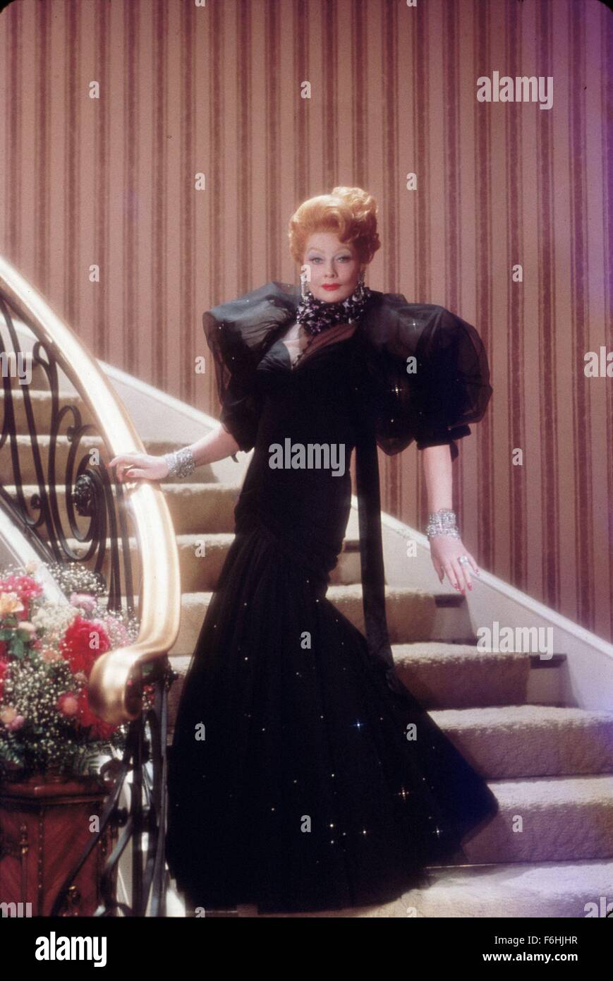 Mame lucille ball 1974 hi-res stock photography and images - Alamy