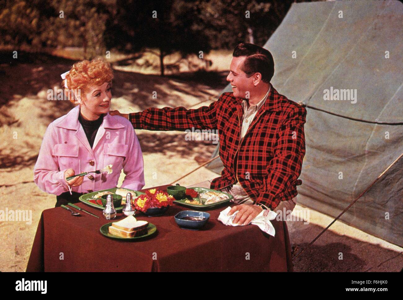 1956, Film Title: FOREVER DARLING, Director: ALEXANDER HALL, Studio: MGM, Pictured: DESI ARNAZ, LUCILLE BALL. (Credit Image: SNAP) Stock Photo