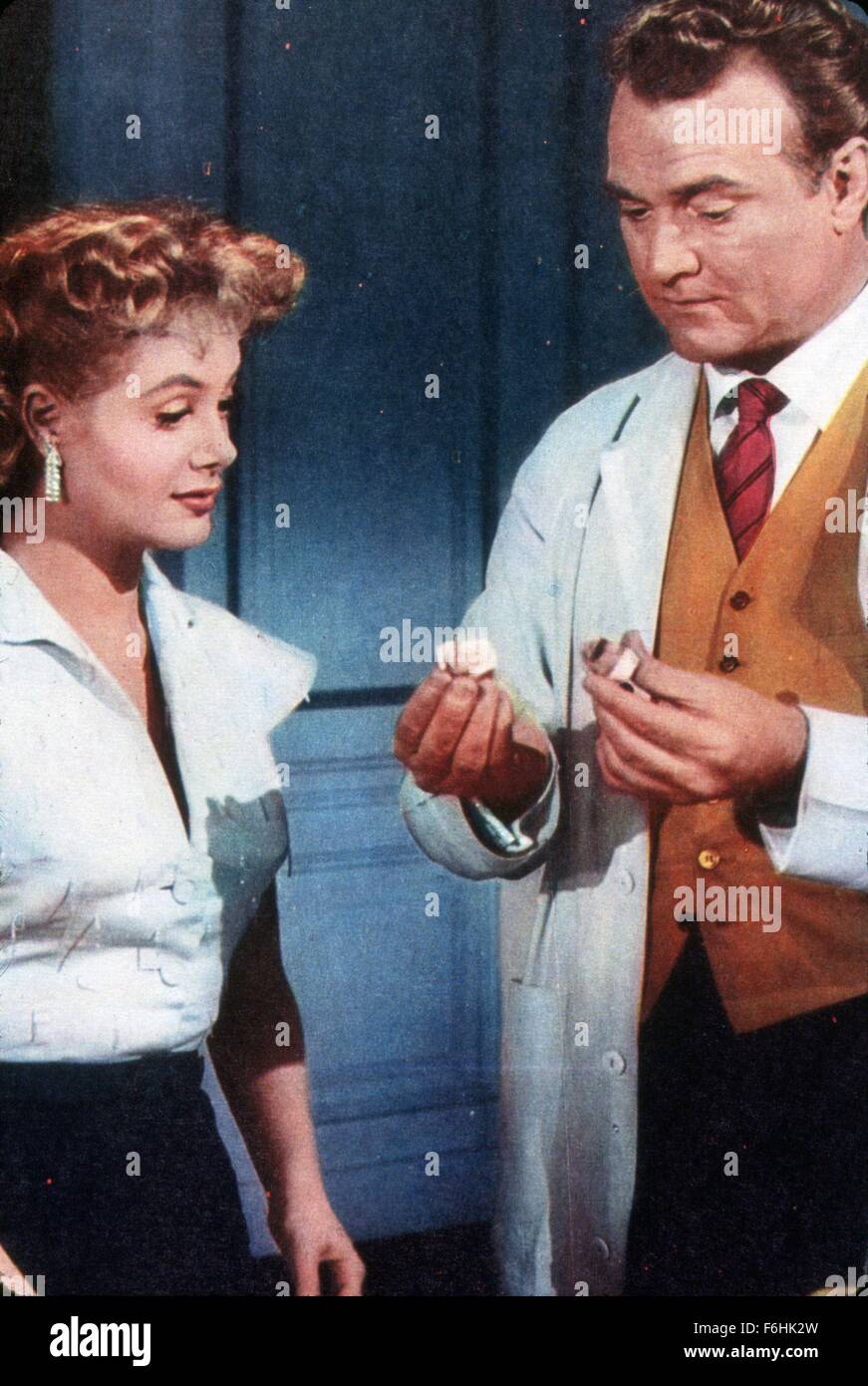 1953, Film Title: GREAT DIAMOND ROBBERY, Director: ROBERT Z LEONARD, Studio: MGM, Pictured: ROBERT Z LEONARD, RED SKELTON. (Credit Image: SNAP) Stock Photo