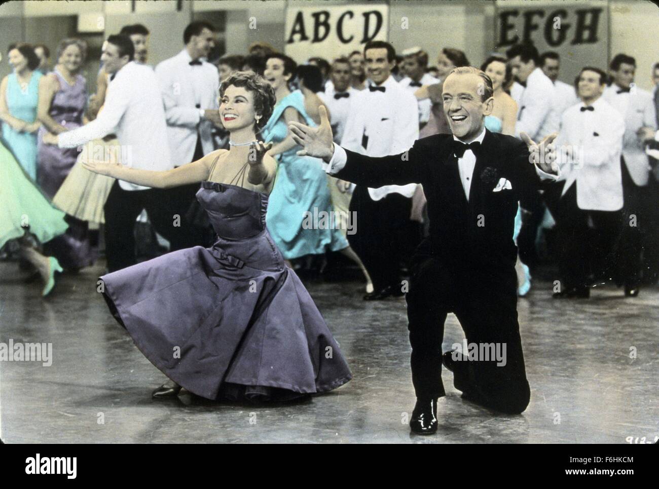 1955, Film Title: DADDY LONG LEGS, Director: JEAN NEGULESCO, Studio: FOX, Pictured: FRED ASTAIRE, LESLIE CARON, DANCING. (Credit Image: SNAP) Stock Photo