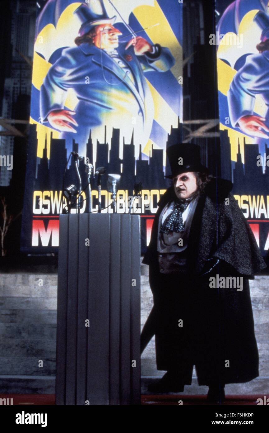 1992, Film Title: BATMAN RETURNS, Director: TIM BURTON, Studio Stock Photo  - Alamy