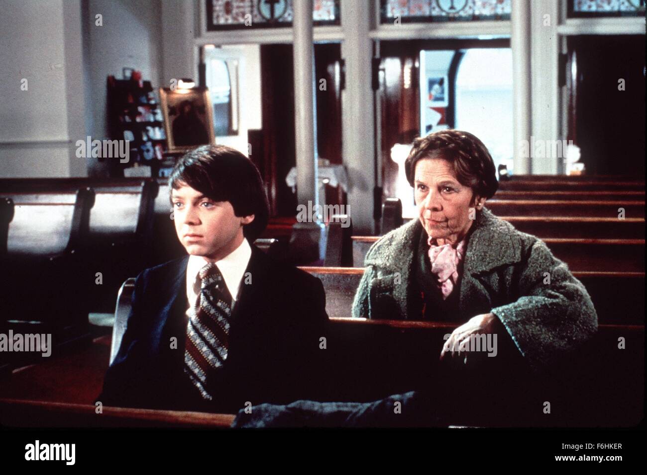 1972, Film Title: HAROLD AND MAUDE, Director: HAL ASHBY, Studio: PARAMOUNT, Pictured: BUD CORT, RUTH GORDON, CHURCH, PEW, CATHOLIC, LOVE (AGE DIFFERENCE). (Credit Image: SNAP) Stock Photo