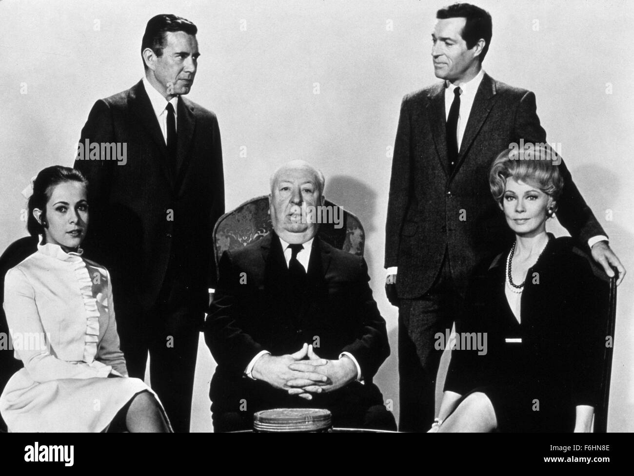 1969, Film Title: TOPAZ, Director: ALFRED HITCHCOCK, Studio: UNIVERSAL, Pictured: ENSEMBLE, JOHN FORSYTHE, ALFRED HITCHCOCK, CLAUDE JADE, DANY ROBIN. (Credit Image: SNAP) Stock Photo