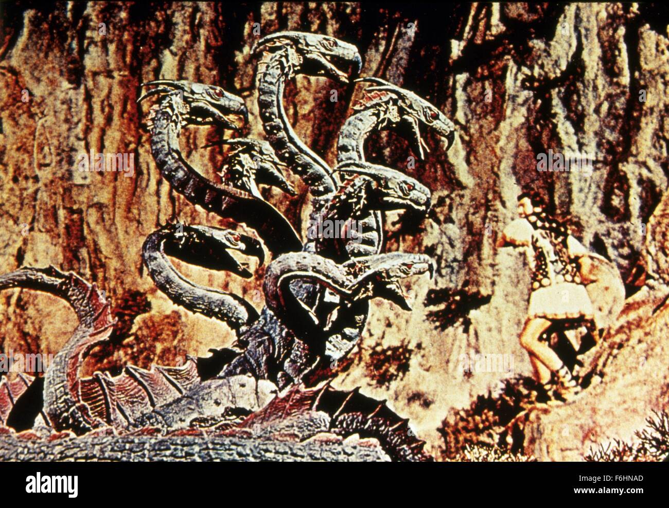 1963, Film Title: JASON AND THE ARGONAUTS, Director: DON CHAFFEY, Studio: COLUMBIA, Pictured: ITS & ALIENS! THINGS, MULTI-HEADED MONSTER, REPTILE, DRAGON, MYTHICAL, PERIOD COSTUME, WARRIOR, SHIELDING, DEFENDING, ATTACKING, BEAST, LIZARD, HORROR, GOLDEN FLEECE, ADVENTURE, SCORE BY BERNARD HERRMANN. (Credit Image: SNAP) Stock Photo
