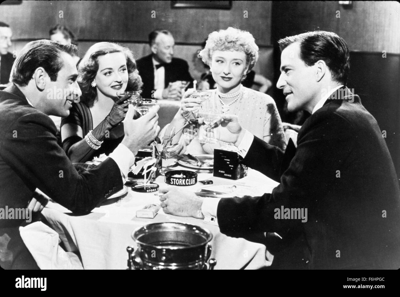 1950, Film Title: ALL ABOUT EVE, Director: JOSEPH L MANKIEWICZ, Studio: FOX, Pictured: BETTE DAVIS, CELESTE HOLM, JOSEPH L MANKIEWICZ, HUGH MARLOWE, GARY MERRILL. (Credit Image: SNAP) Stock Photo