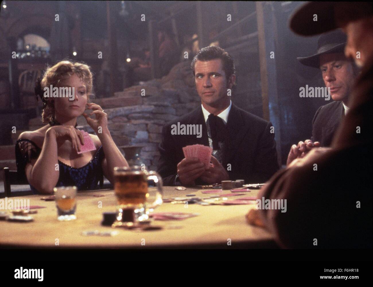 1994, Film Title: MAVERICK, Director: RICHARD DONNER, Studio: WARNER, Pictured: RICHARD DONNER, JODIE FOSTER, GAMBLING. (Credit Image: SNAP) Stock Photo