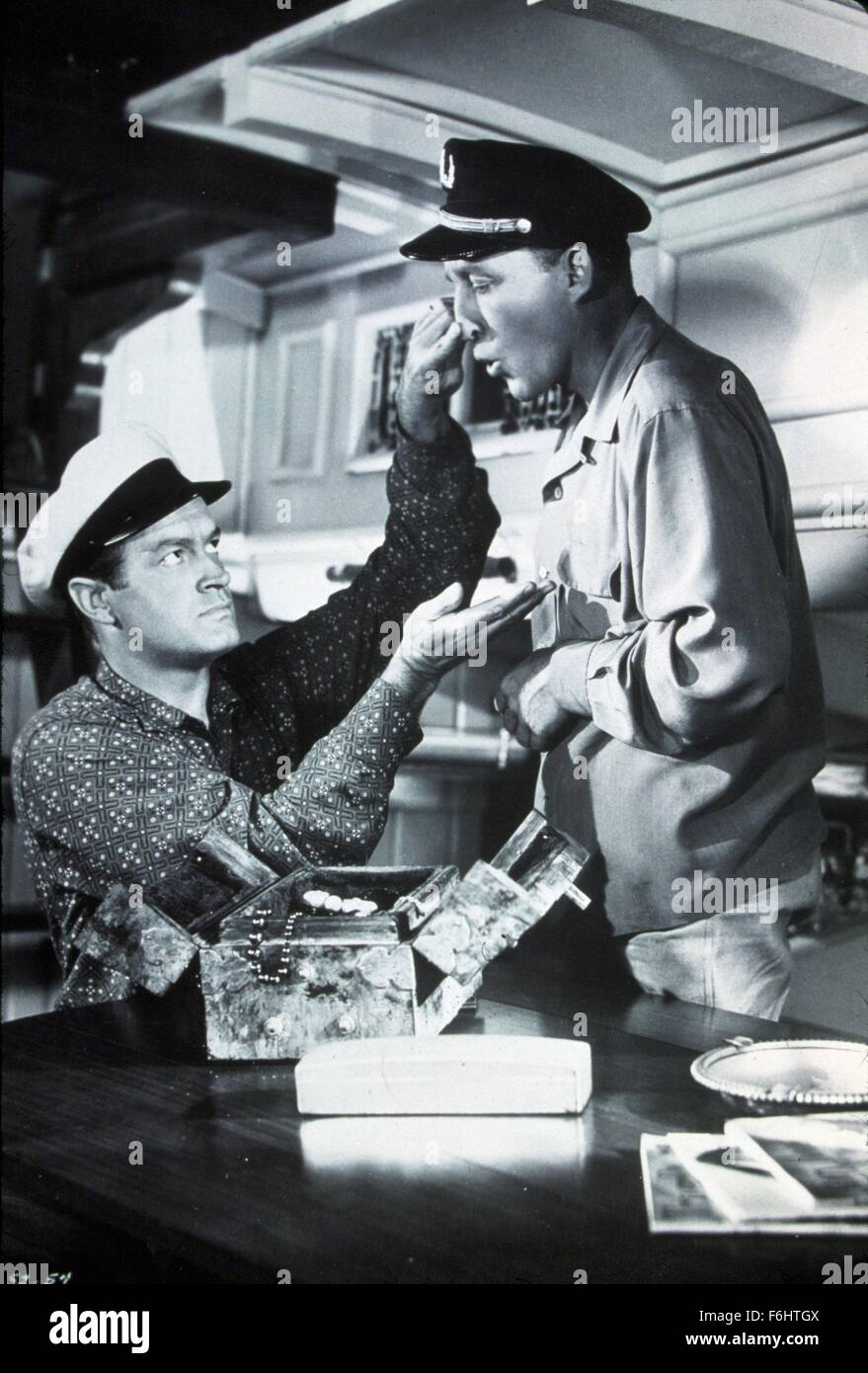 1952, Film Title: ROAD TO BALI, Director: HAL WALKER, Studio: PARAMOUNT, Pictured: BING CROSBY, BOB HOPE. (Credit Image: SNAP) Stock Photo