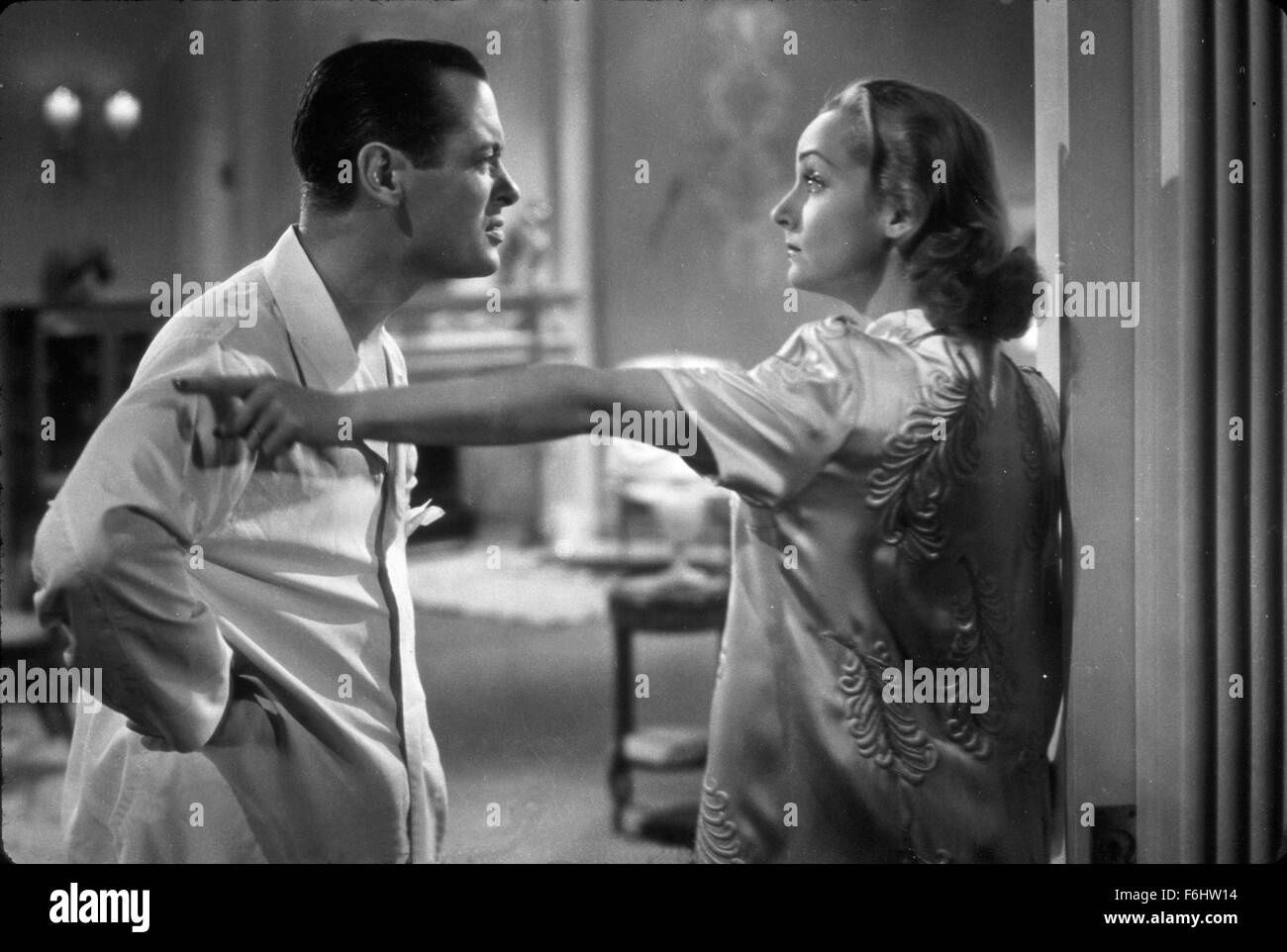 Mr and mrs smith Black and White Stock Photos & Images Alamy