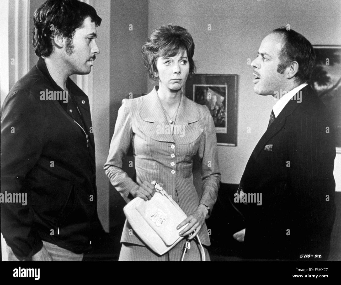 1972, Film Title: FRENZY, Director: ALFRED HITCHCOCK, Studio: UNIVERSAL, Pictured: JON FINCH, ALFRED HITCHCOCK, ANNA MASSEY. (Credit Image: SNAP) Stock Photo
