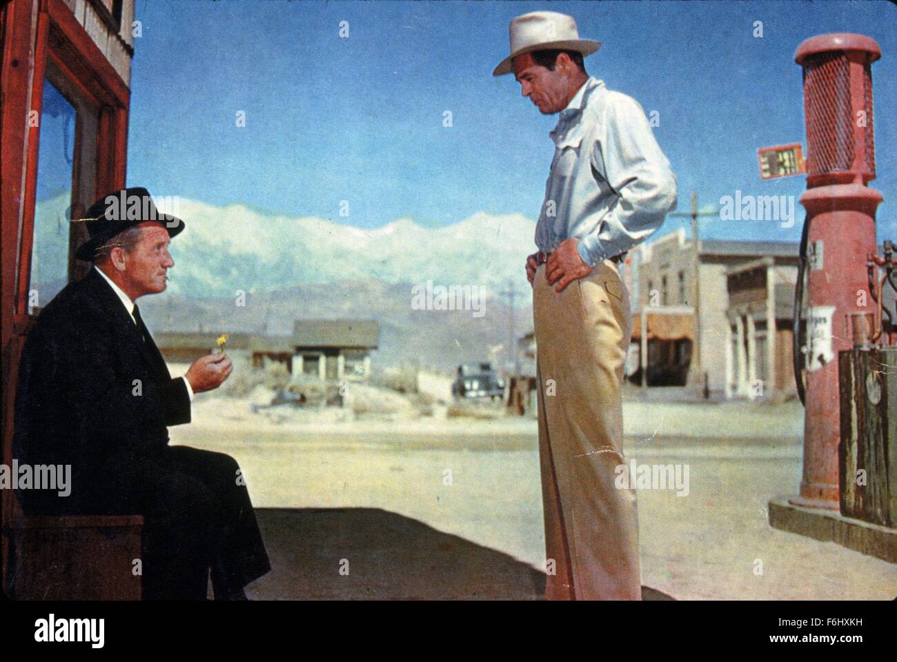 1955, Film Title: BAD DAY AT BLACK ROCK, Director: JOHN STURGES, Studio: MGM, Pictured: ROBERT RYAN, JOHN STURGES. (Credit Image: SNAP) Stock Photo