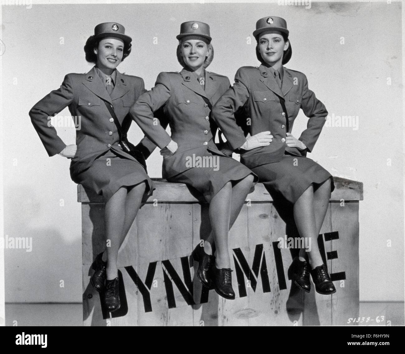 1945, Film Title KEEP YOUR POWDER DRY, Director EDWARD BUZZELL