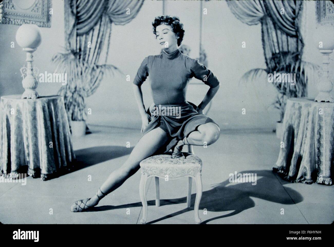 1951 Film Title American In Paris Director Vincente Minnelli Pictured Leslie Caron