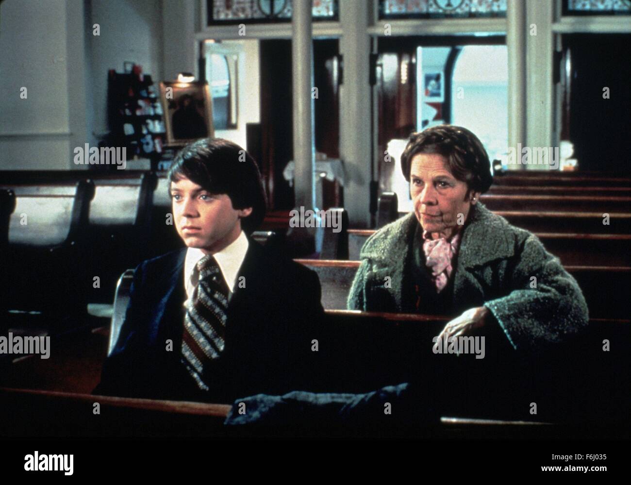 1972, Film Title: HAROLD AND MAUDE, Director: HAL ASHBY, Studio: PARAMOUNT, Pictured: BUD CORT, RUTH GORDON, CHURCH, PEW, CATHOLIC, LOVE (AGE DIFFERENCE). (Credit Image: SNAP) Stock Photo