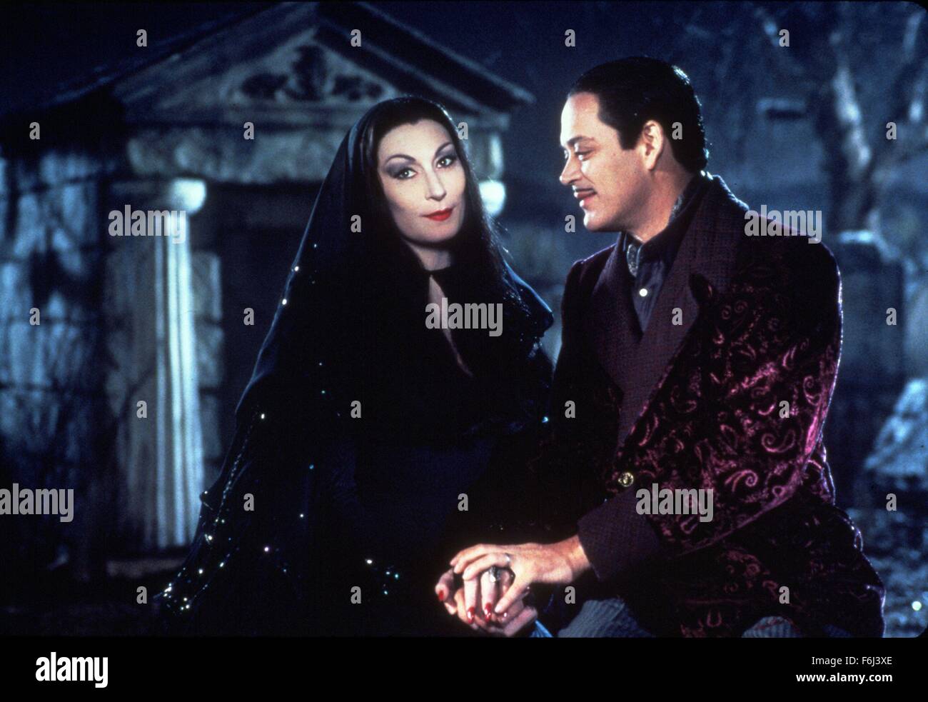 1993, Film Title: ADDAMS FAMILY VALUES, Director: BARRY SONNENFELD ...