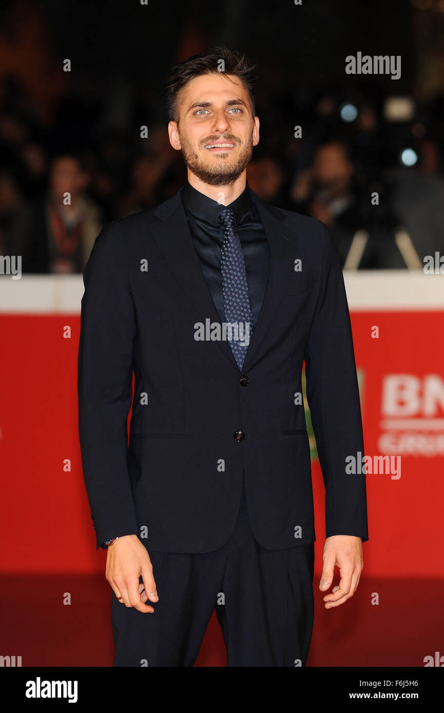 Rome Film Festival - 'Lo chiamavano Jeeg Robot' Call Me Robot') - Premiere Featuring: Luca Marinelli Where: Rome, Italy When: 17 Oct 2015 Stock Photo - Alamy