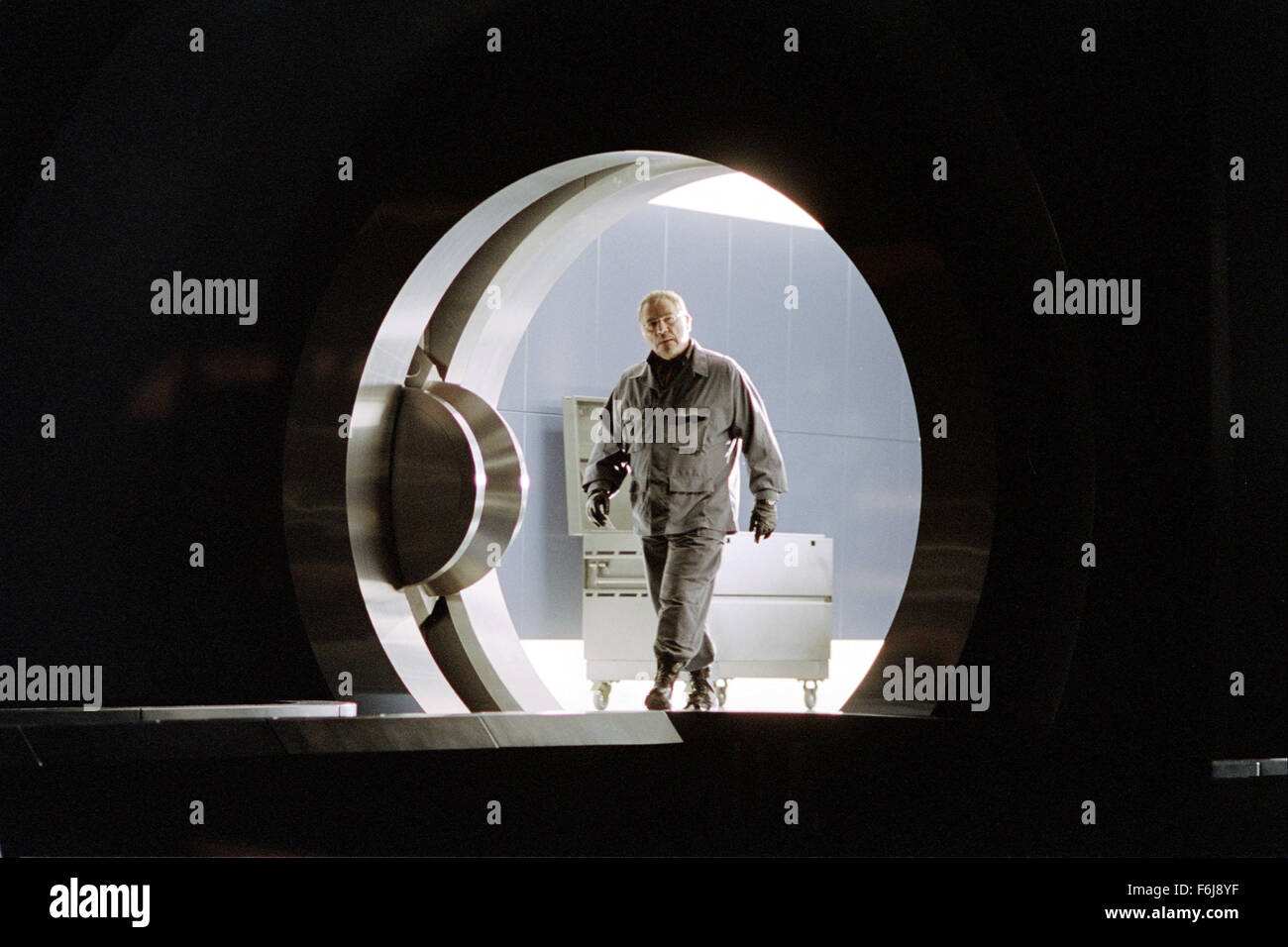 Brian cox as william stryker film title x men 2 hi-res stock photography  and images - Alamy, image size:1300x956