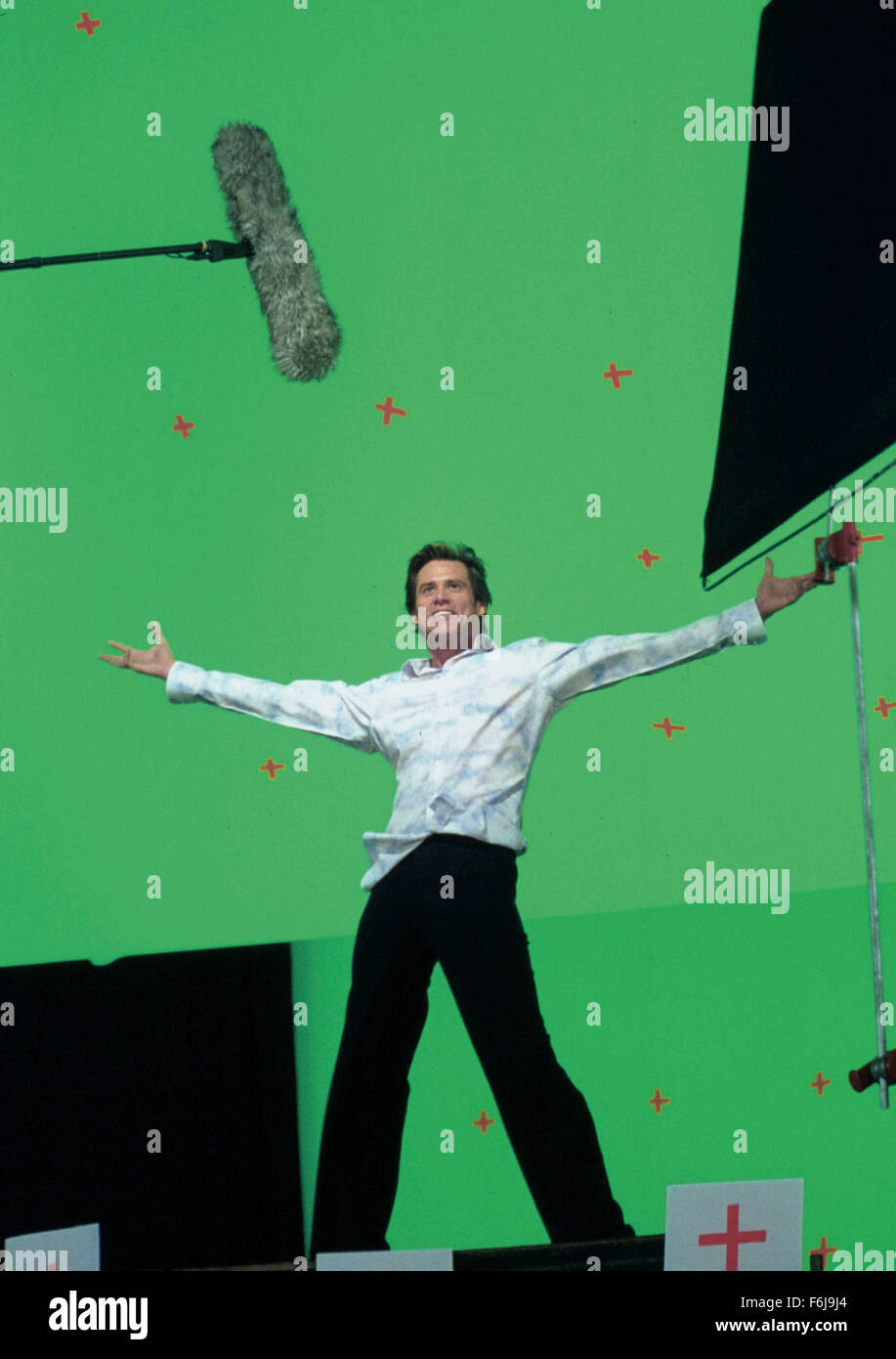 Apr 05, 2003; Hollywood, CA, USA; Actor JIM CARREY on set as Bruce Nolan in Tom Shadyac's hysterical comedy, 'Bruce Almighty'. Stock Photo