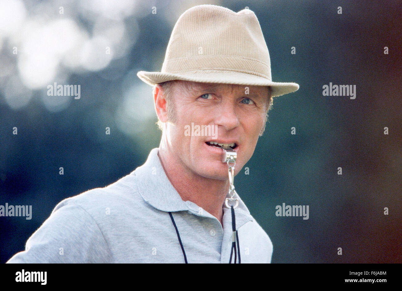 ED HARRIS stars as Coach Harold Jones in 'Radio.' Stock Photo Alamy