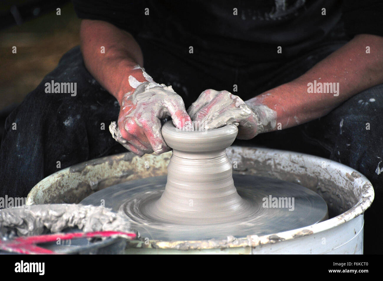 Potters wheel hi-res stock photography and images - Alamy