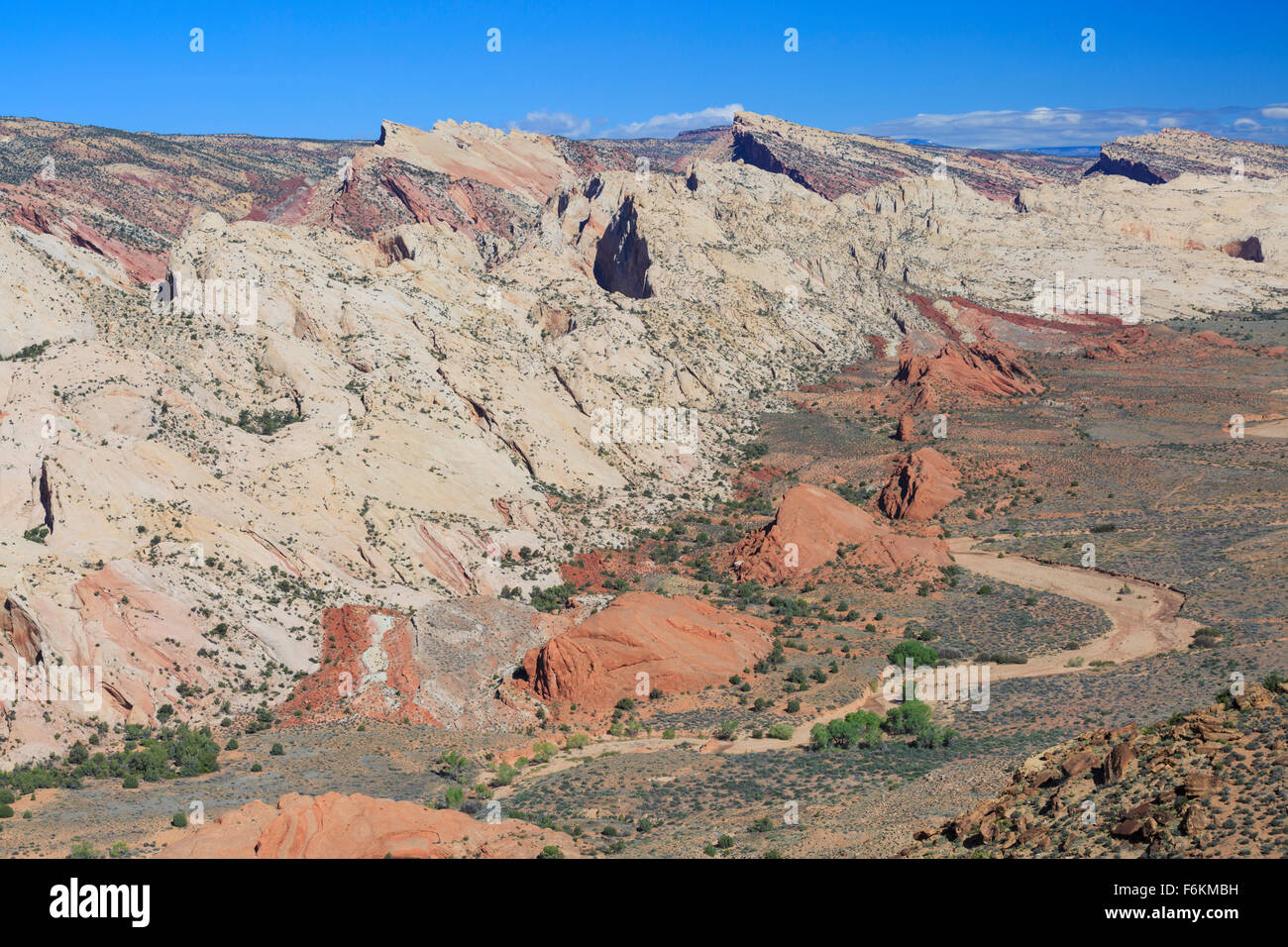 Waterpocket Fold Above Lower Halls Creek Valley Near Brimhall Overlook 