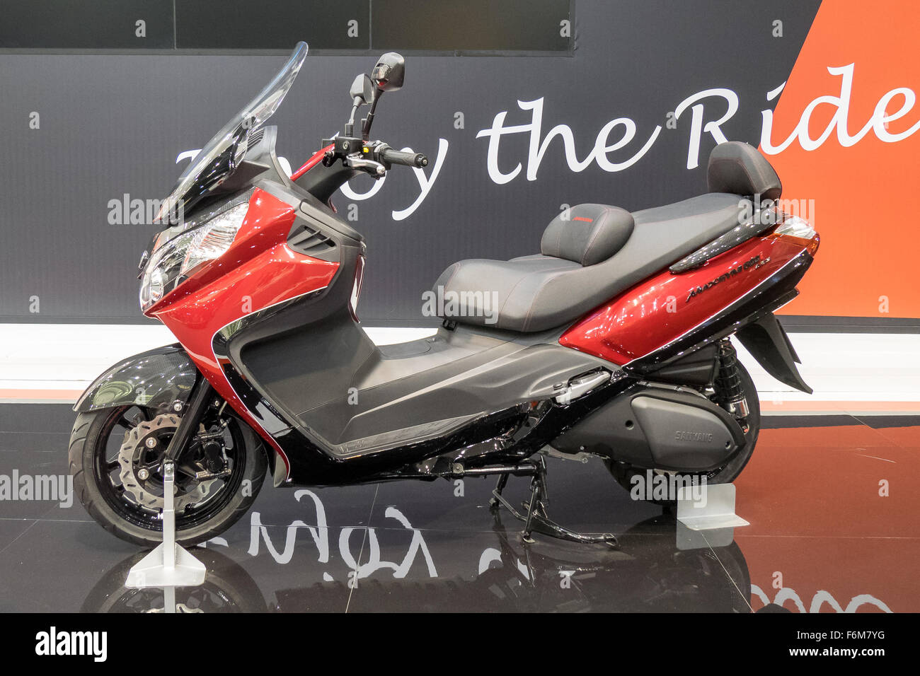 Milan, Italy, 17th november 2015: Maxiscooter Sym Maxsym 600 exposed at  Eicma international fair Credit: Edoardo Nicolino/Alamy Live News Stock  Photo - Alamy