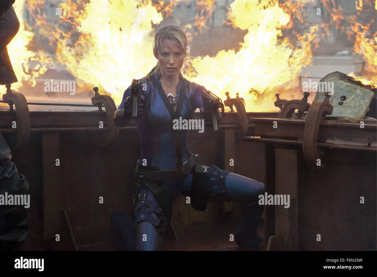 Sienna guillory jill valentine hi-res stock photography and images