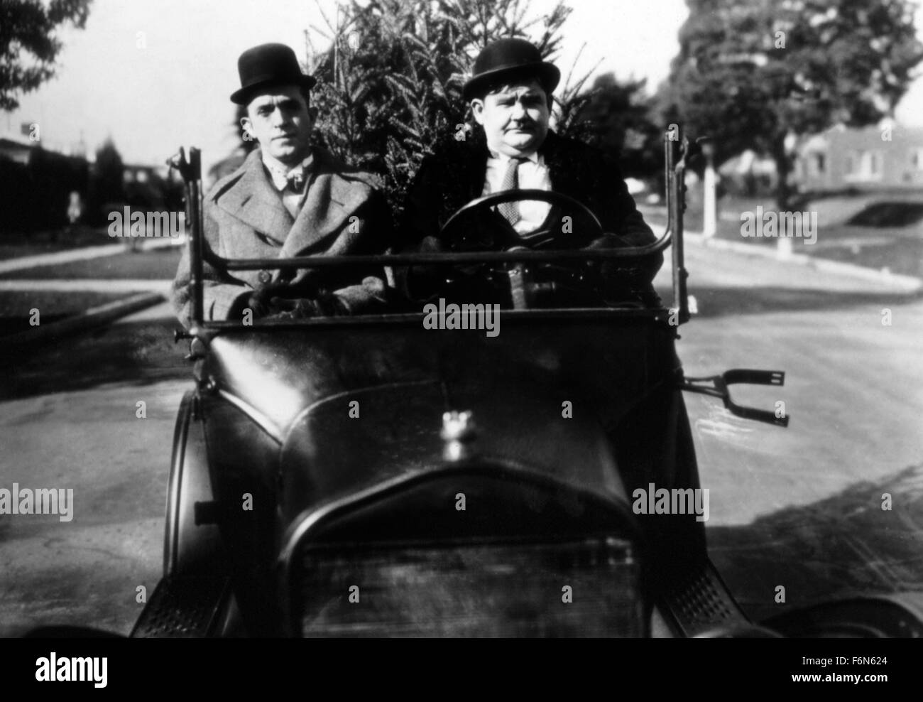May 31, 2014 - Hollywood, U.S. - BIG BUSINESS (1929).LAUREL & HARDY,.STAN LAUREL, OLIVER HARDY, JAMES W HORN (DIR).BIGB 001. (Credit Image: c face to face/Entertainment Pictures) Stock Photo