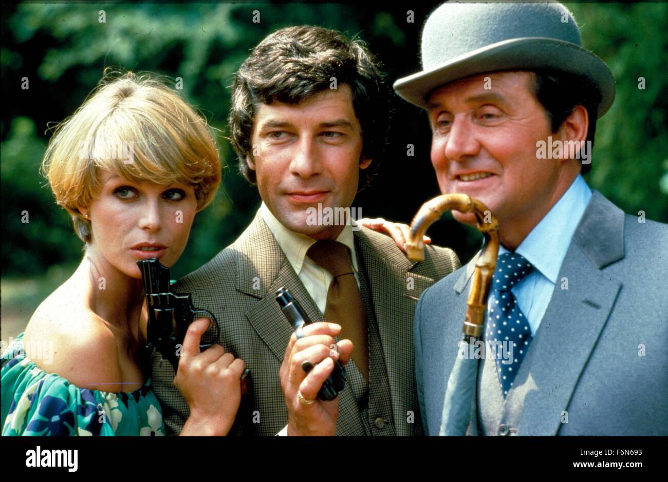 June 25, 2015 - Hollywood, USA - THE NEW AVENGERS (TV)..JOANNA LUMLEY,GARETH HUNT,PATRICK MACNEE..NAV002..MOVIESTORE COLLECTION..Credit: Moviestore Collection/face to face..- Editorial use only  (Credit Image: c Entertainment Pictures) Stock Photo