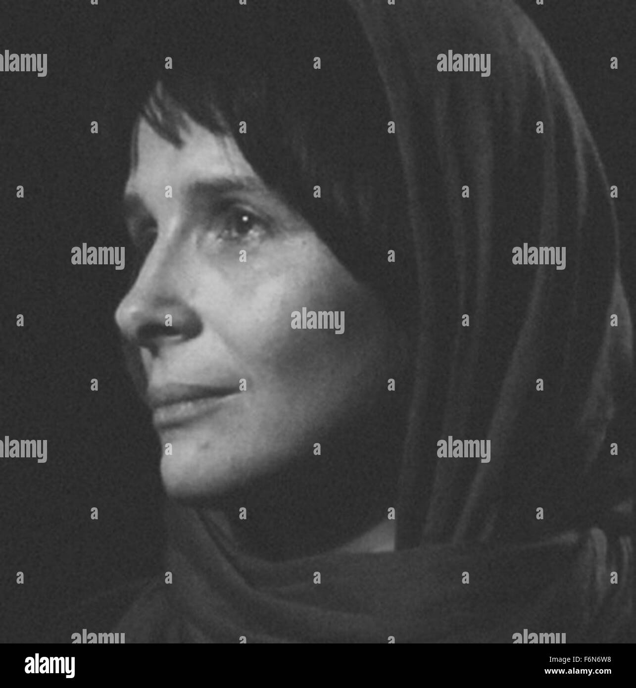 March 4, 2014 - Hollywood, USA - SHIRIN (2008)..JULIETTE BINOCHE..ABBAS KIAROSTAMI (DIR)..MOVIESTORE COLLECTION LTD..  (Credit Image: c face to face/Entertainment Pictures) Stock Photo