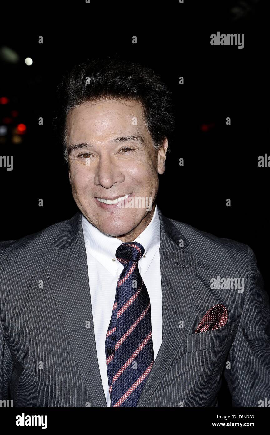 Los Angeles, CA, USA. 17th Nov, 2015. Fernando Allende at arrivals for ...