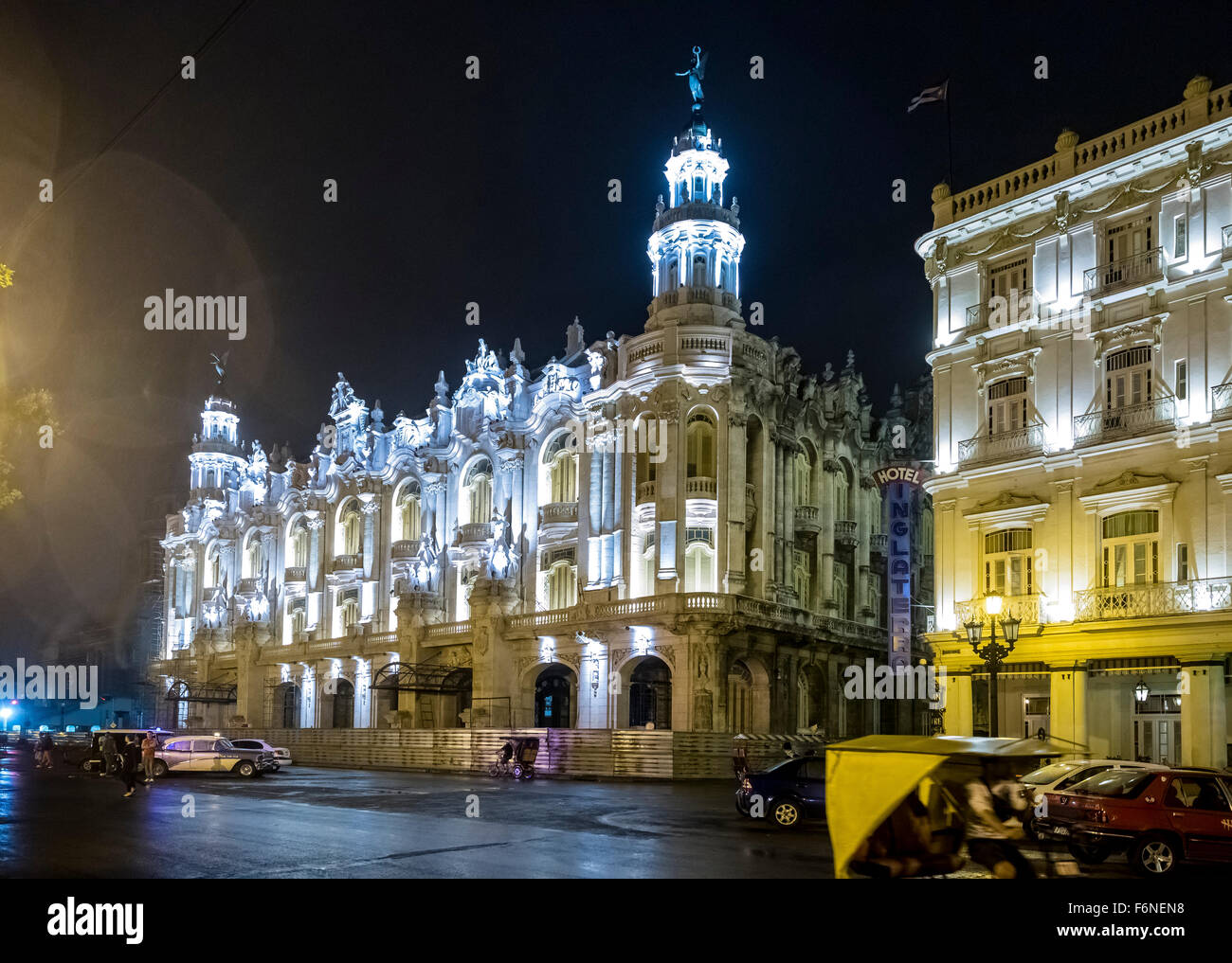 Teatro Nacional, Grand Theatre de Habana , Great Theater of Havana at  night, in the rain Havana, Cuba, North America Stock Photo - Alamy