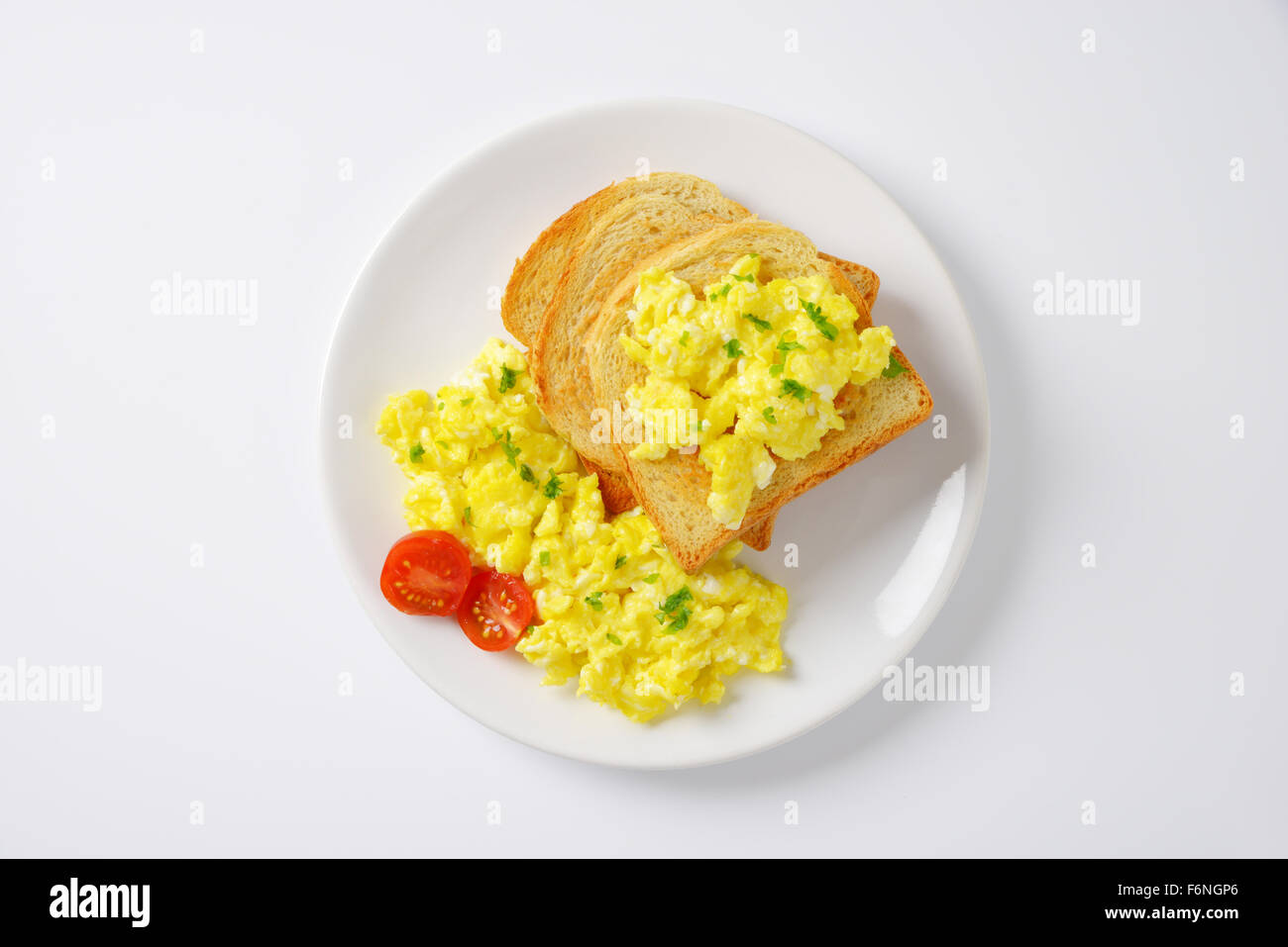 Toast bread with scrambled eggs hi-res stock photography and images - Alamy