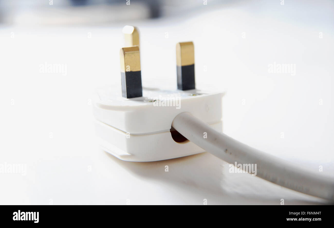 Uk domestic 3 pin electrical plug hires stock photography and images