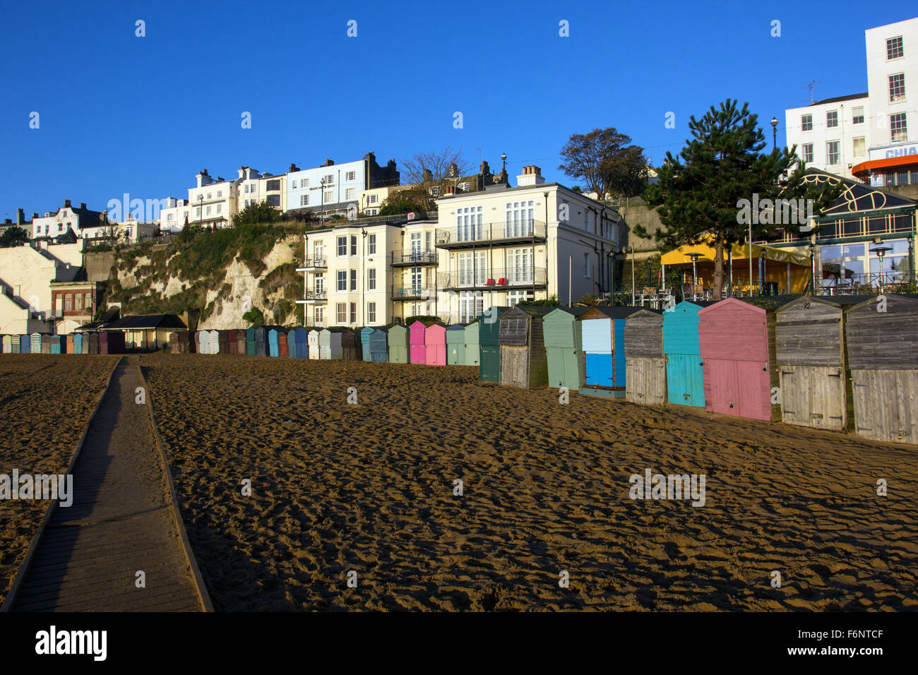 Broadstairs beach hut Stock Photo Alamy